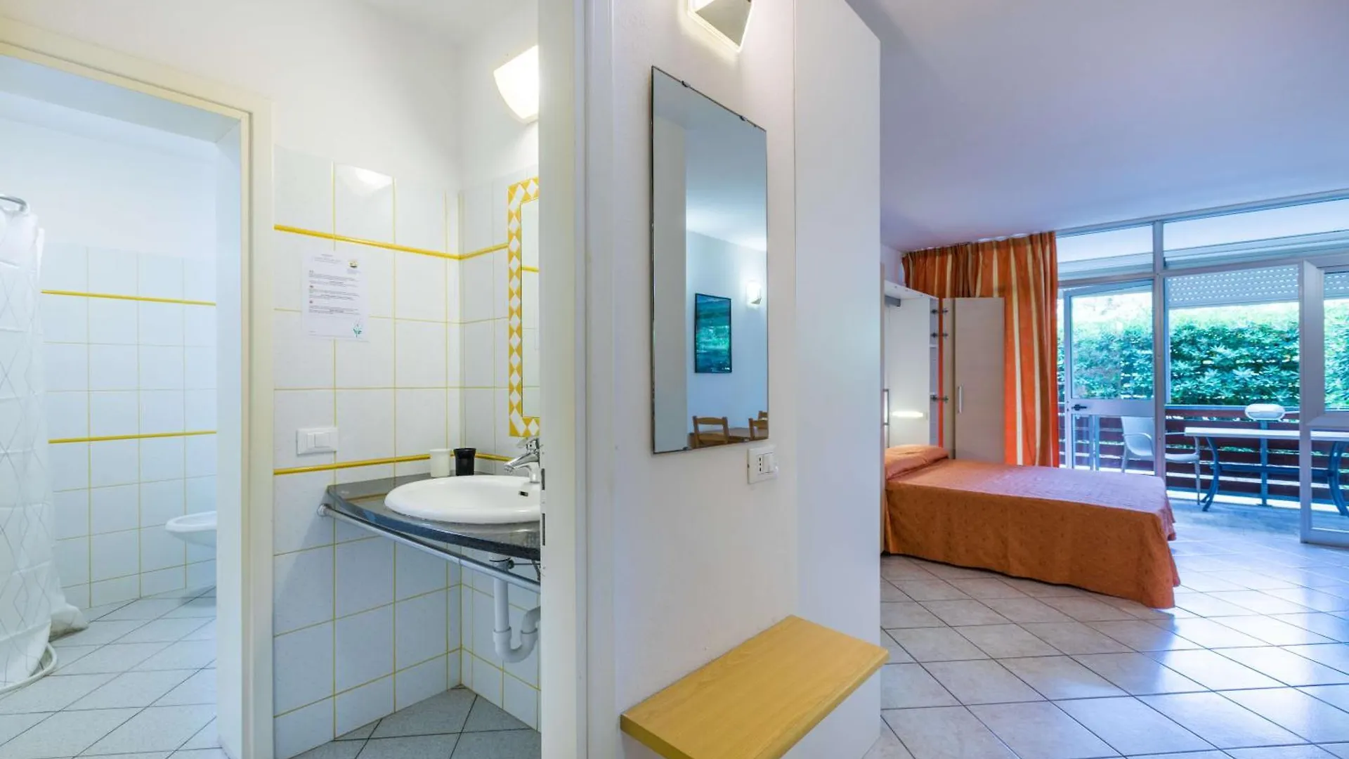 Residence Casa Di Caccia Marina Di Bibbona Aparthotel