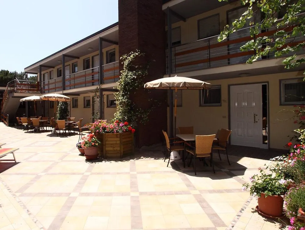 Residence Casa Di Caccia Marina Di Bibbona
