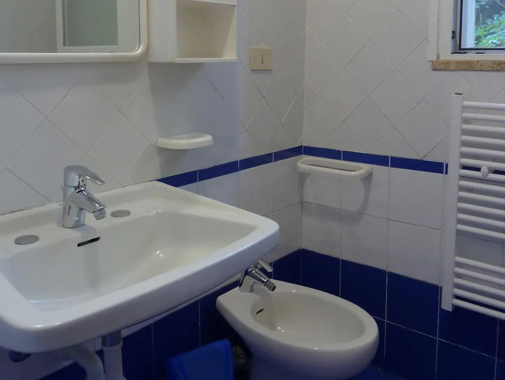 ** Aparthotel Residence Casa Di Caccia Marina Di Bibbona Italy
