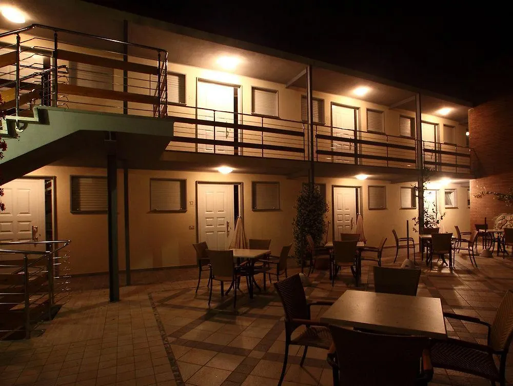 Aparthotel Residence Casa Di Caccia Marina Di Bibbona