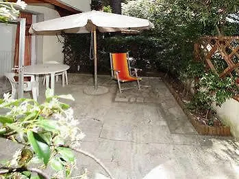 Residence Casa Di Caccia Marina Di Bibbona Italy